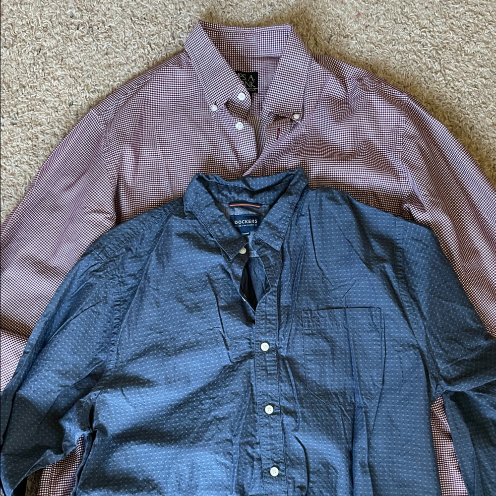 2 mens button ups
